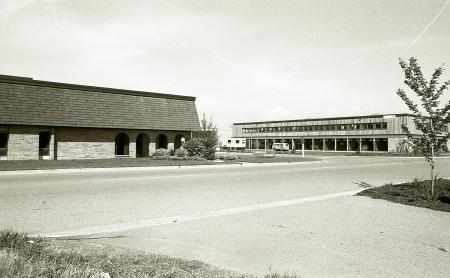 Richmond-Campus-Exterior-Photo